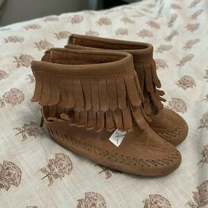 Cozy boots little love bug